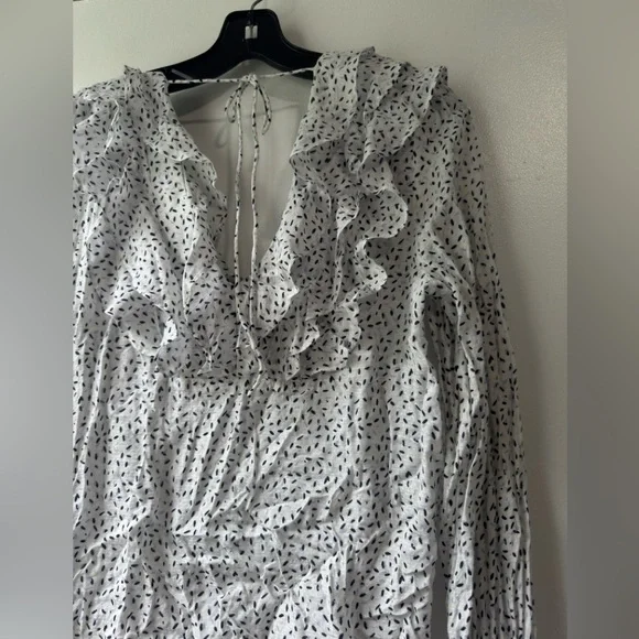 Anthropologie Hutch White Blue Open Back Smoke Ruffled Blouse - Picture 8 of 11